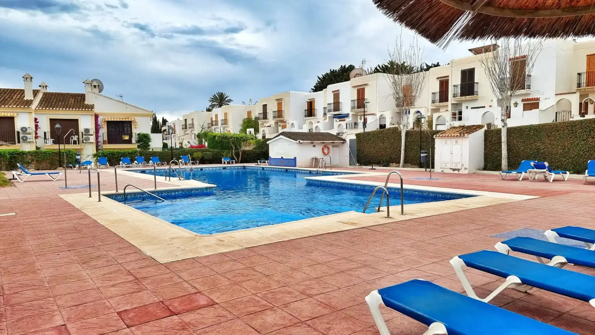 Piscina de Apartament en venda en Vera amb Aire condicionat, Jardí privat i Parquet