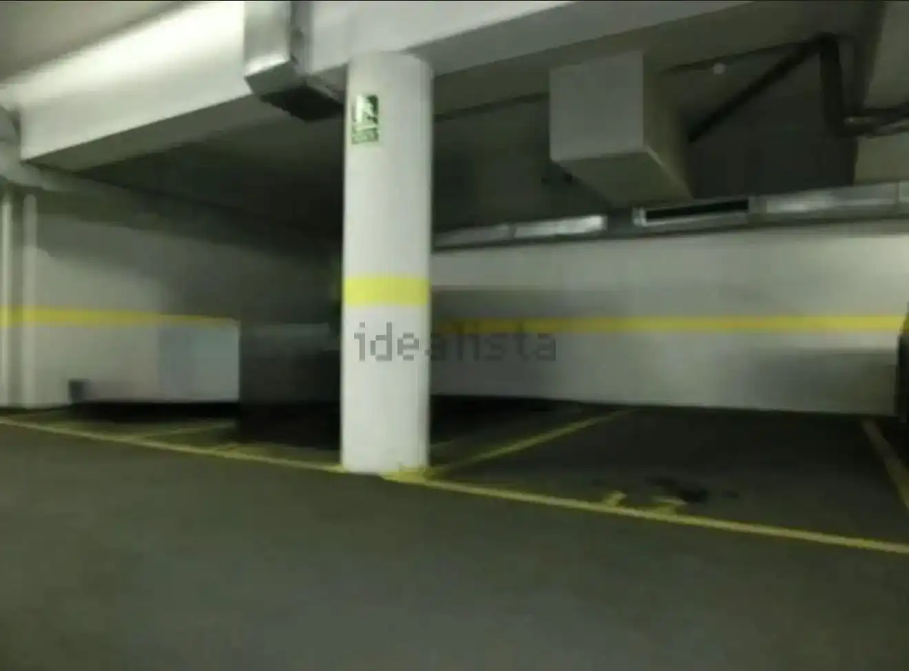 Parkplatz von Wohnung zur Miete in  Madrid Capital mit Klimaanlage und Balkon