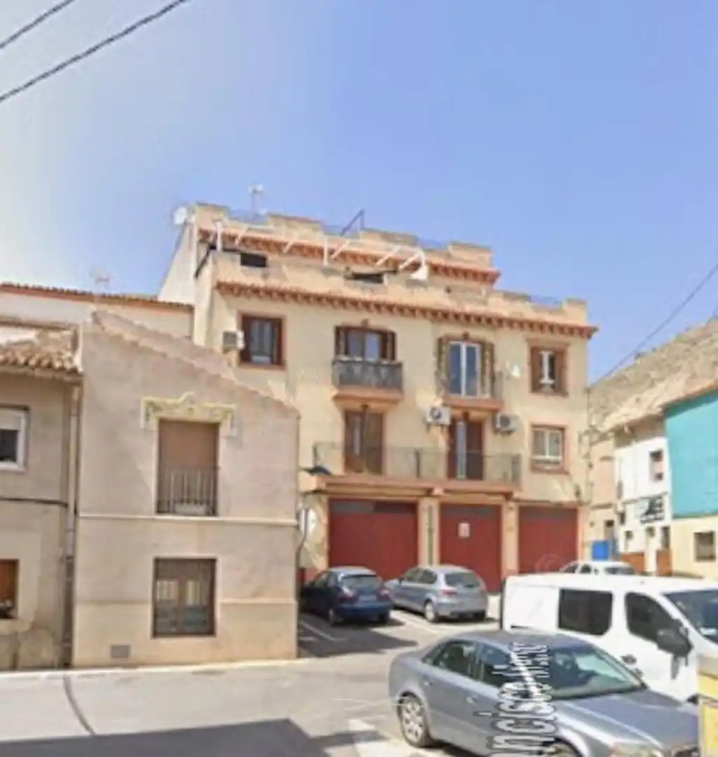 Vista exterior de Piso en venta en Población de Arroyo