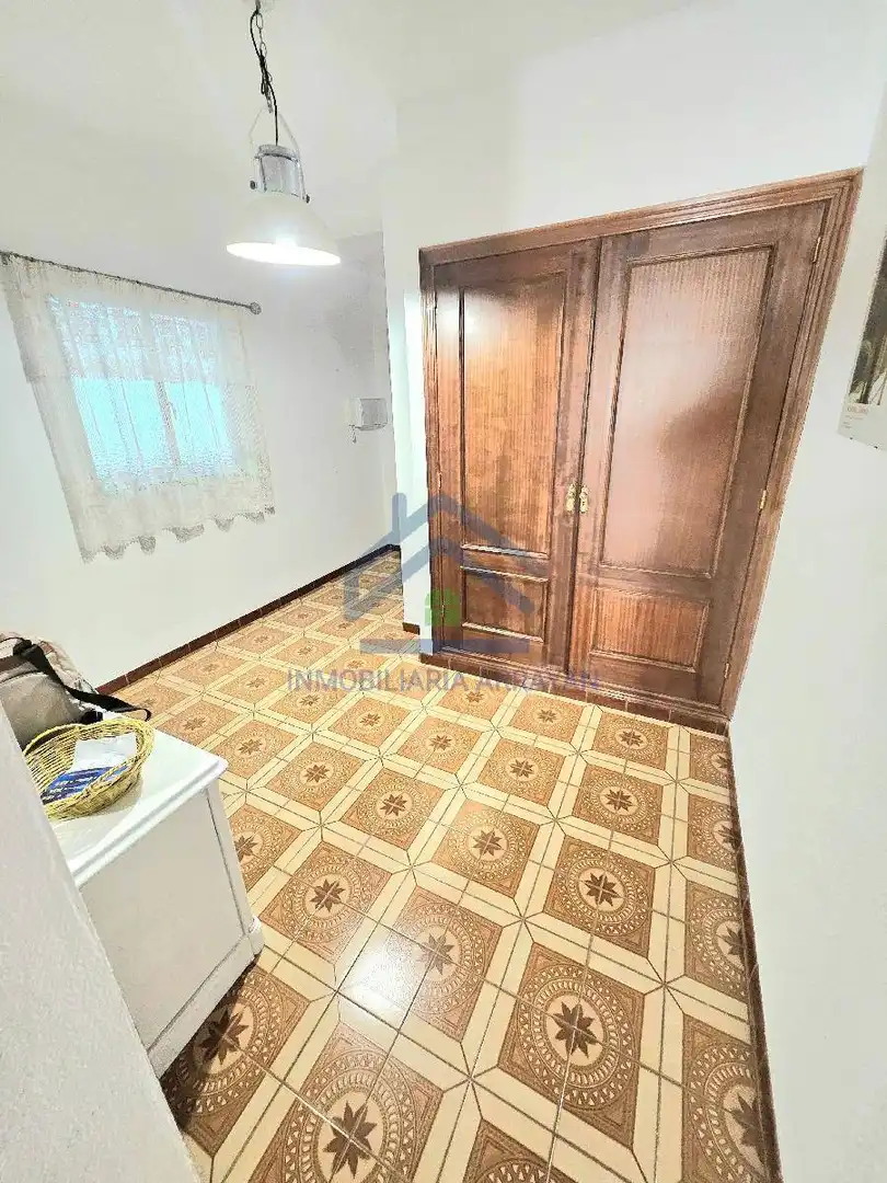 Piso en venta en Granada con Terraza y Amueblado