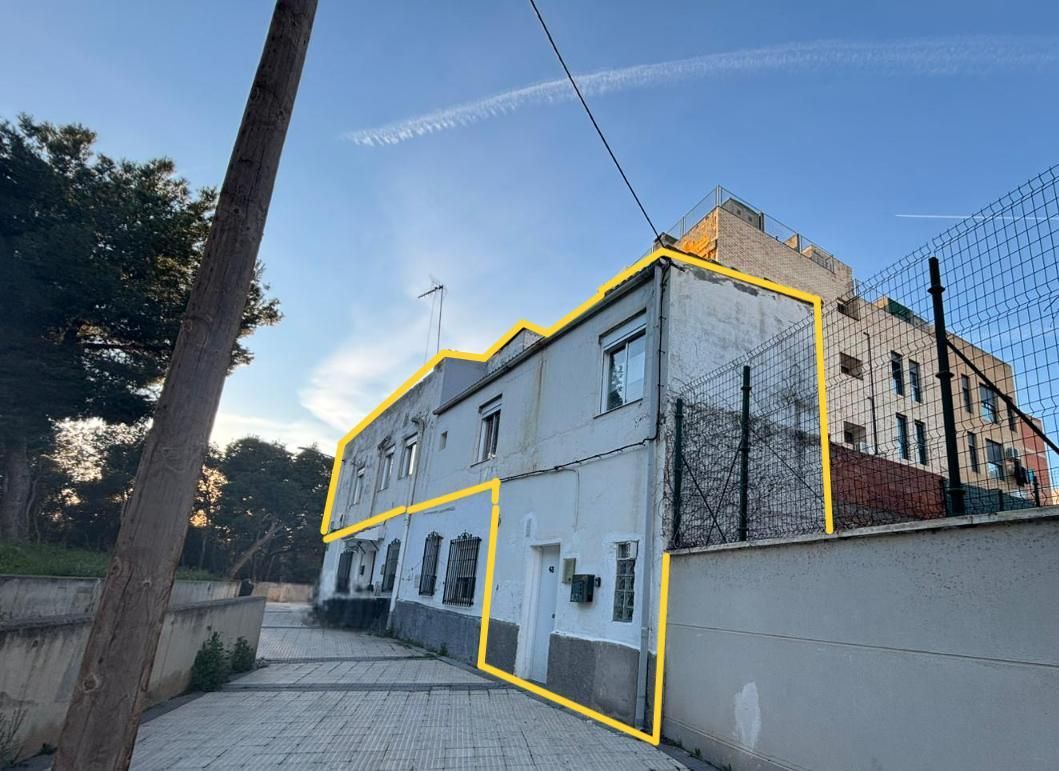 Vista exterior de Casa o chalet en venta en  Zaragoza Capital con Aire acondicionado, Calefacción y Terraza