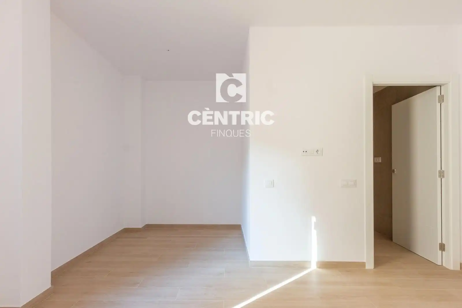 Einfamilien-Reihenhaus zum Verkauf in Barri del Centre