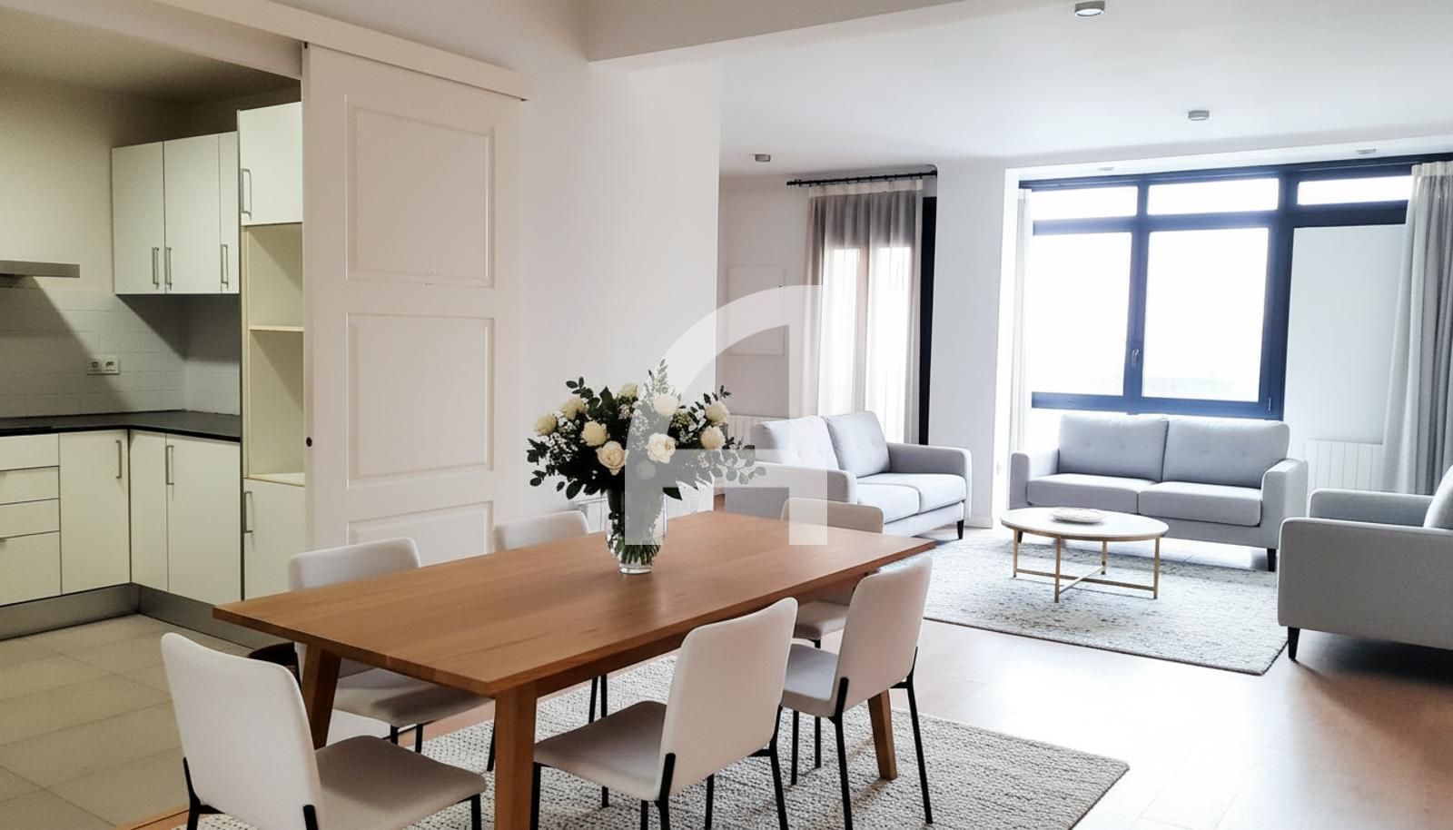 Dining room of Flat for sale in Girona Capital  with Air Conditioner, Heating and Terrace