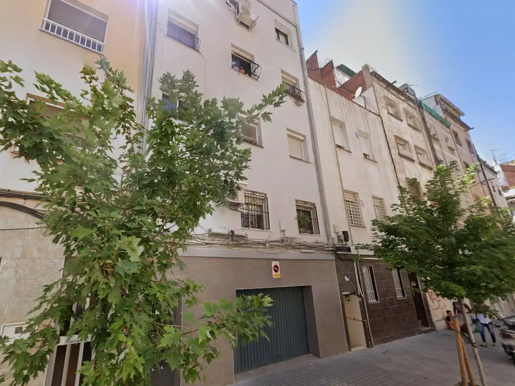 Exterior view of Flat for sale in L'Hospitalet de Llobregat