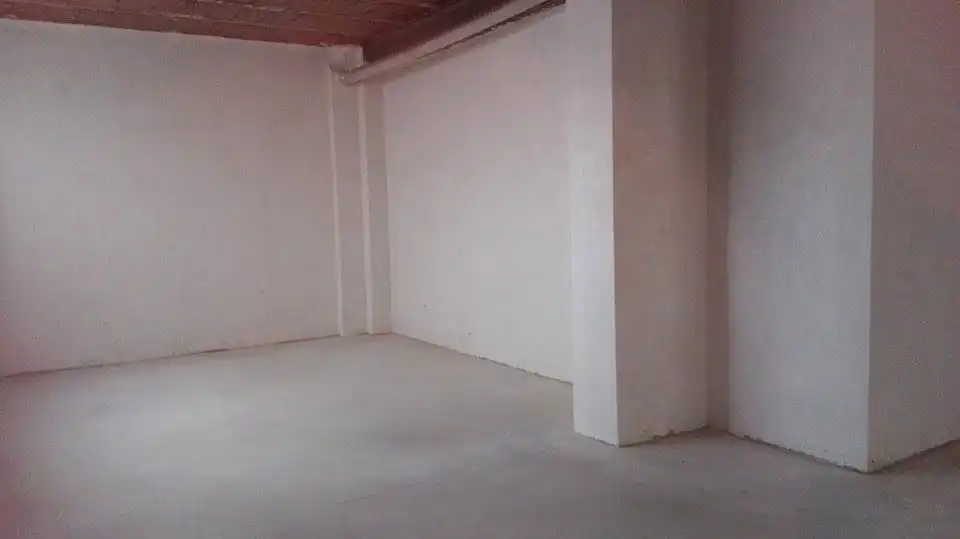 Local comercial de lloguer a Calle las Torres 6, imagen 6