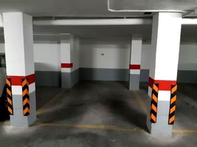 Parking of Garage for rent in  Granada Capital