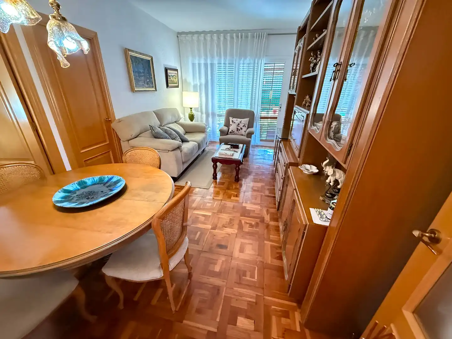 Living room of Flat for sale in Cornellà de Llobregat  with Air Conditioner, Heating and Parquet flooring