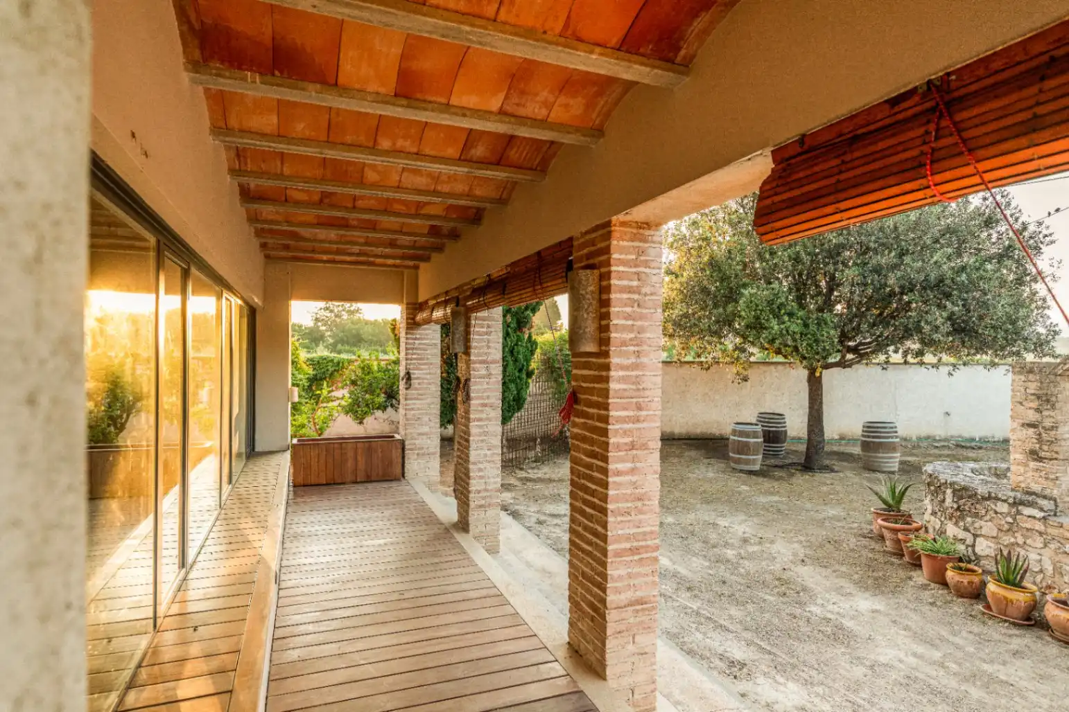 Terrassa de Finca rústica en venda en Miravet amb Aire condicionat, Calefacció i Jardí privat