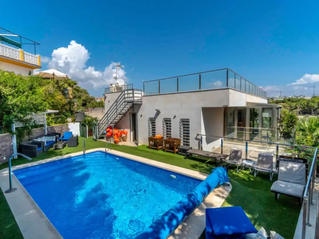 Piscina de Casa o xalet de lloguer en Orihuela amb Piscina