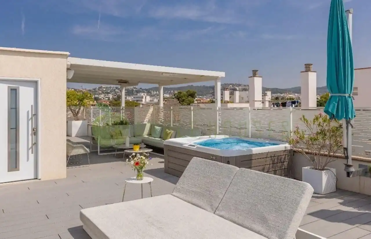 Terraza de Ático en venta en Sitges con Aire acondicionado, Calefacción y Terraza