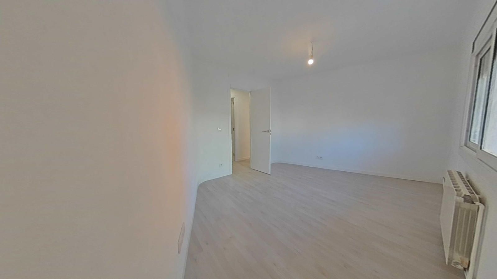 Habitación de Piso en venta en Barberà del Vallès con Calefacción y Parquet