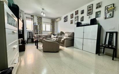 Living room of Flat for sale in La Rinconada  with Air Conditioner