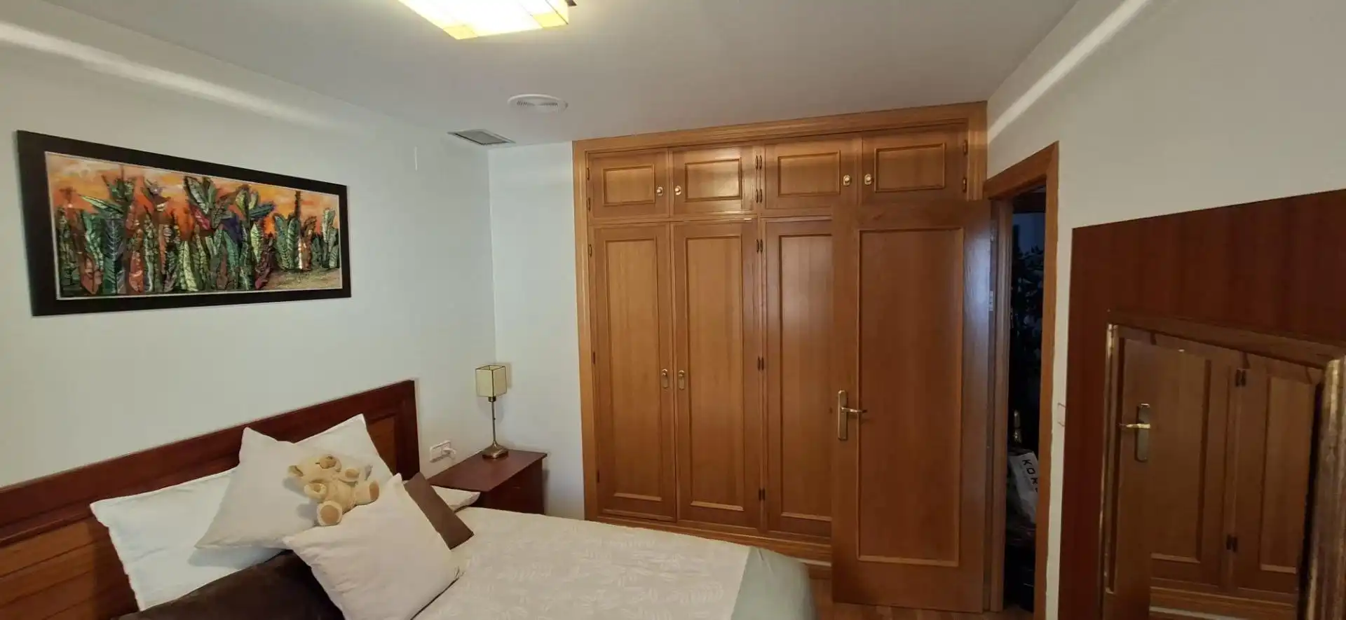 Habitación de Piso de alquiler en Granada con Calefacción, Amueblado y Balcón