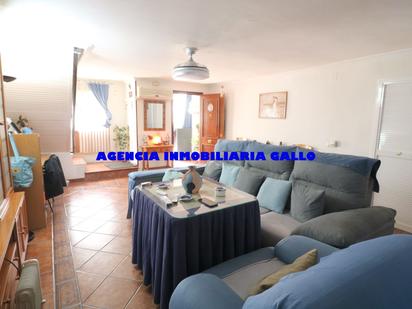 Living room of Single-family semi-detached for sale in  Sevilla Capital  with Air Conditioner and Storage room