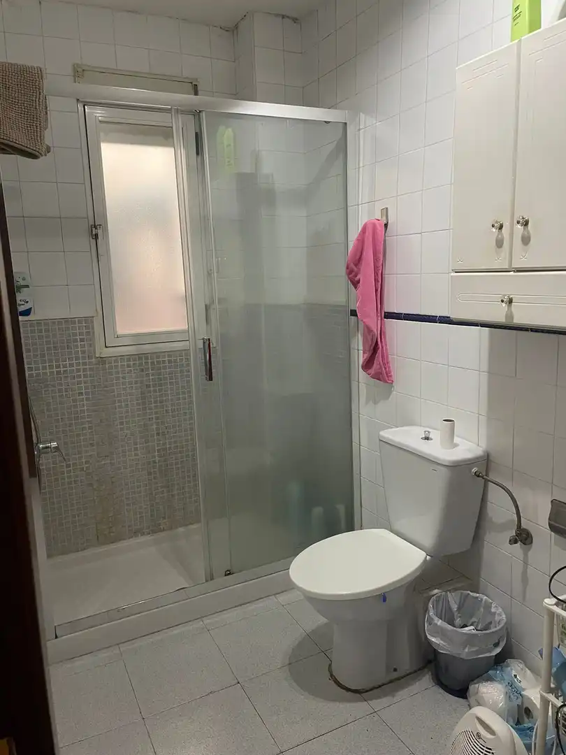 Flat for rent in Calle Buensuceso, Centro - Sagrario