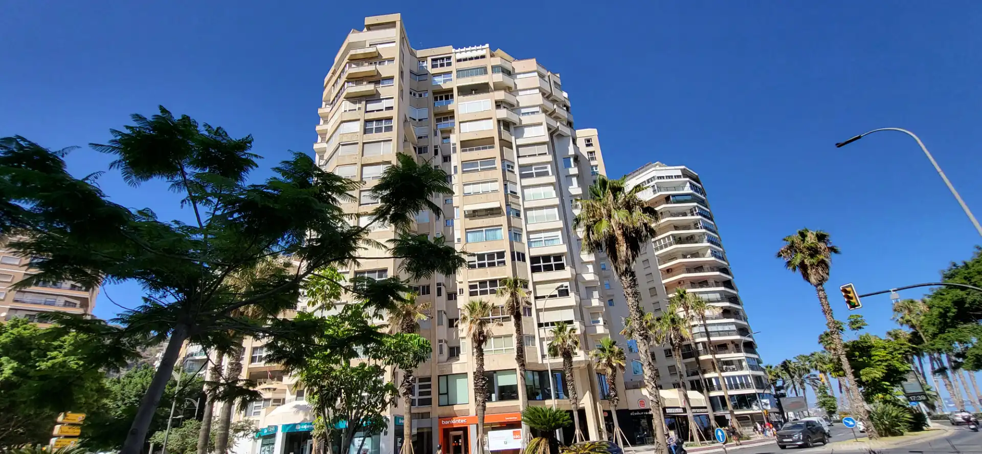Vista exterior de Apartament de lloguer en Málaga amb Aire condicionat, Calefacció i Moblat