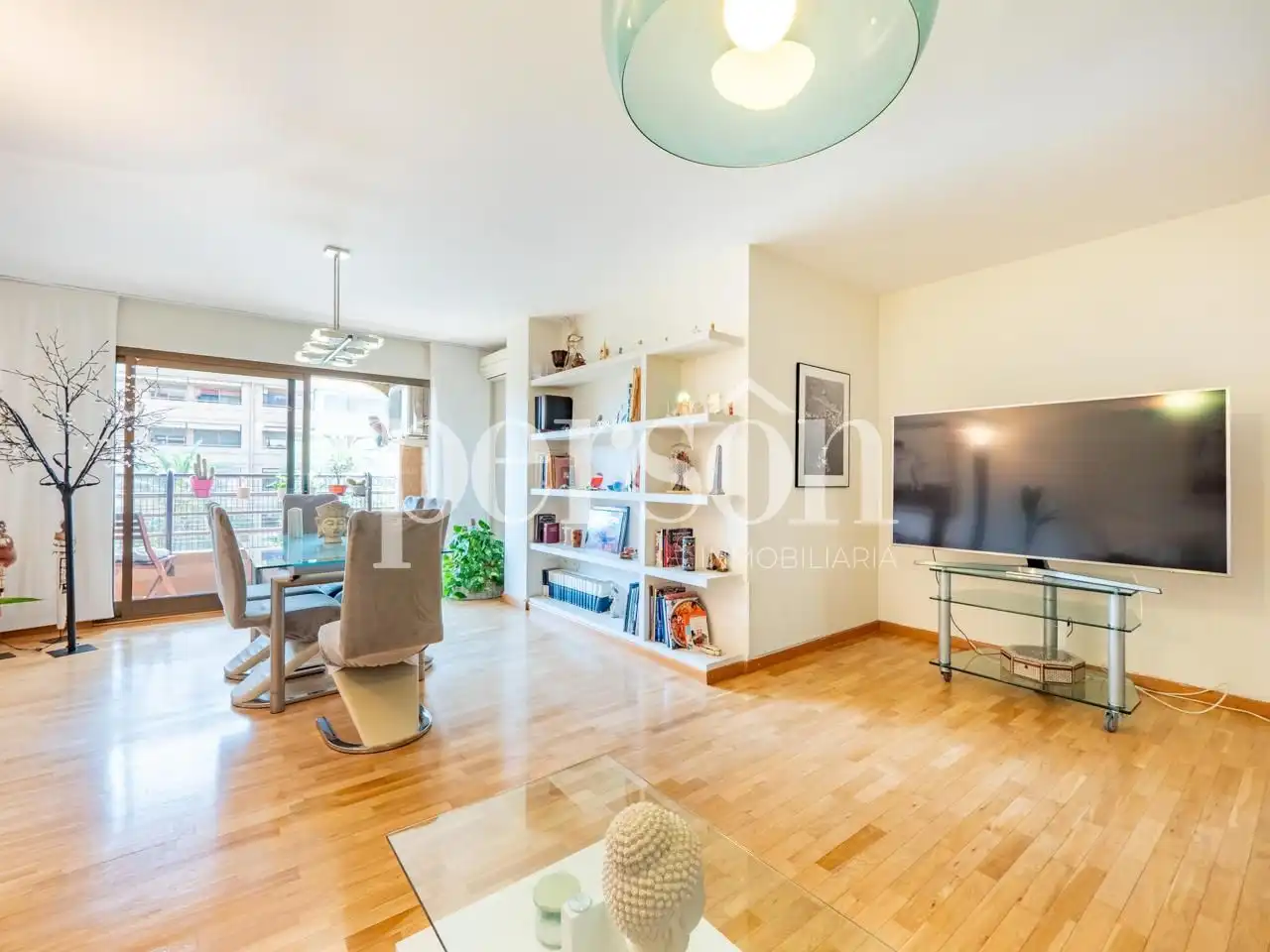 Sala de estar de Piso en venta en Valencia con Aire acondicionado, Calefacción y Parquet