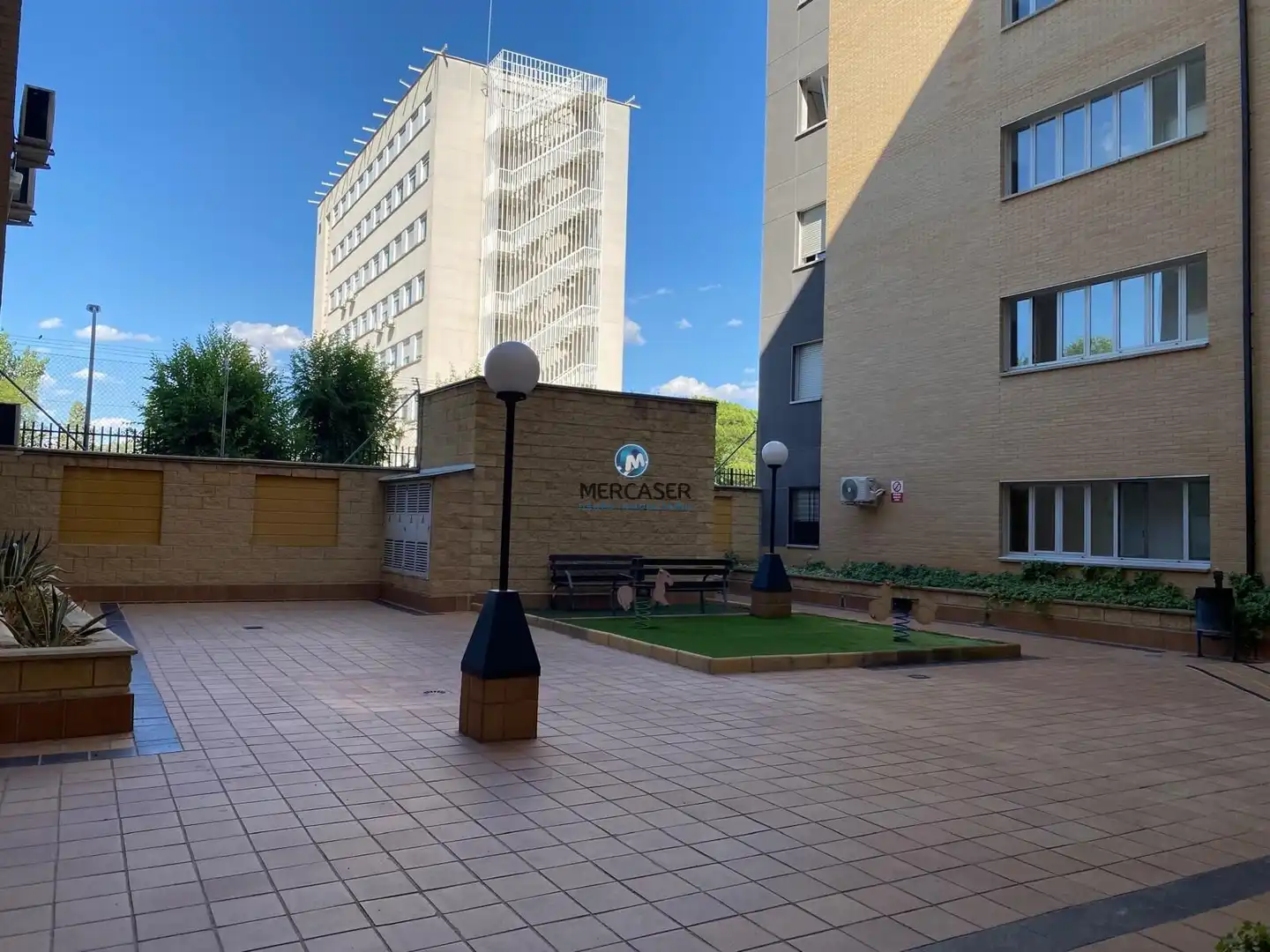 Vista exterior de Piso de alquiler en Alcalá de Henares