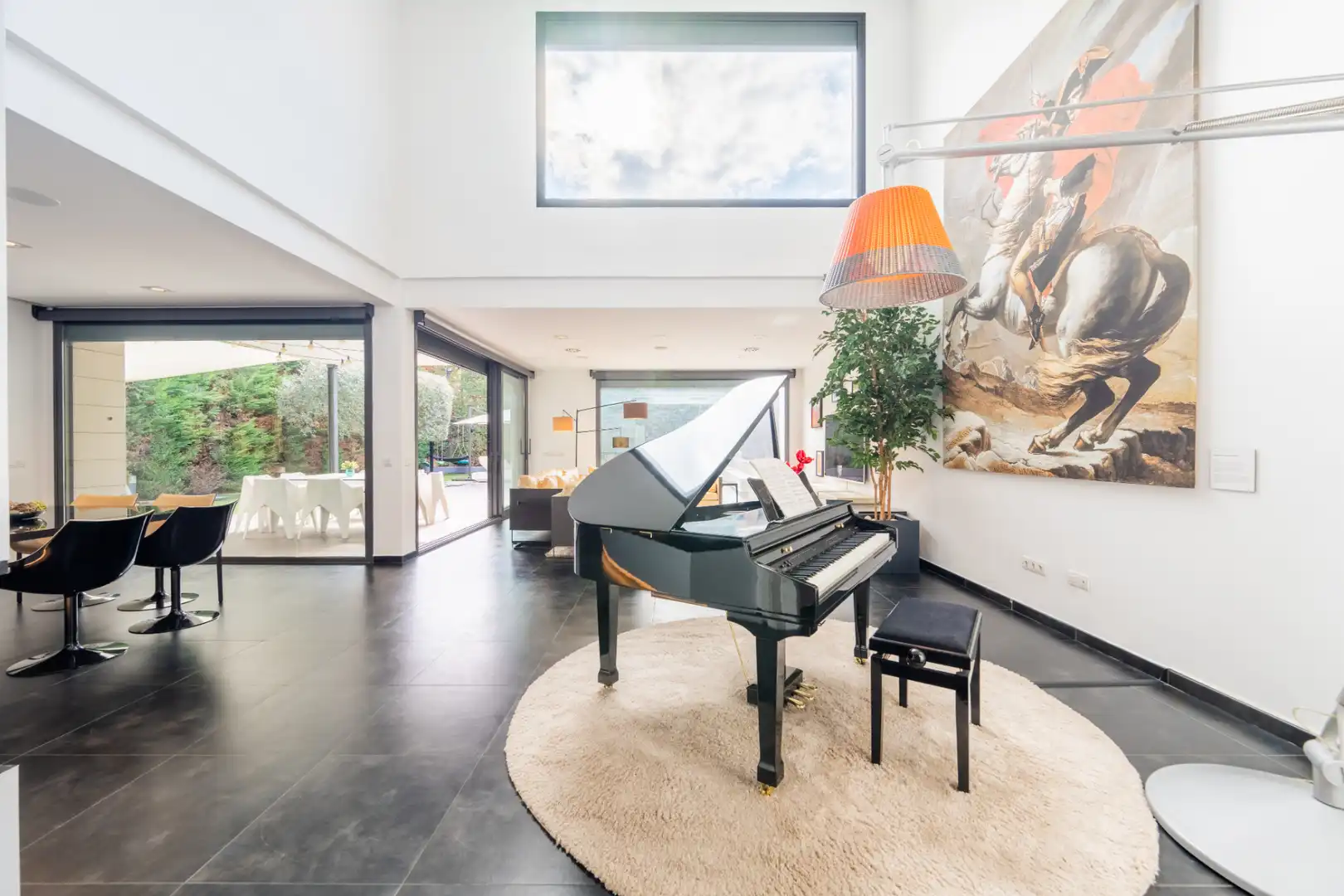 Sala de estar de Casa o chalet en venta en Sant Cugat del Vallès con Aire acondicionado, Calefacción y Jardín privado