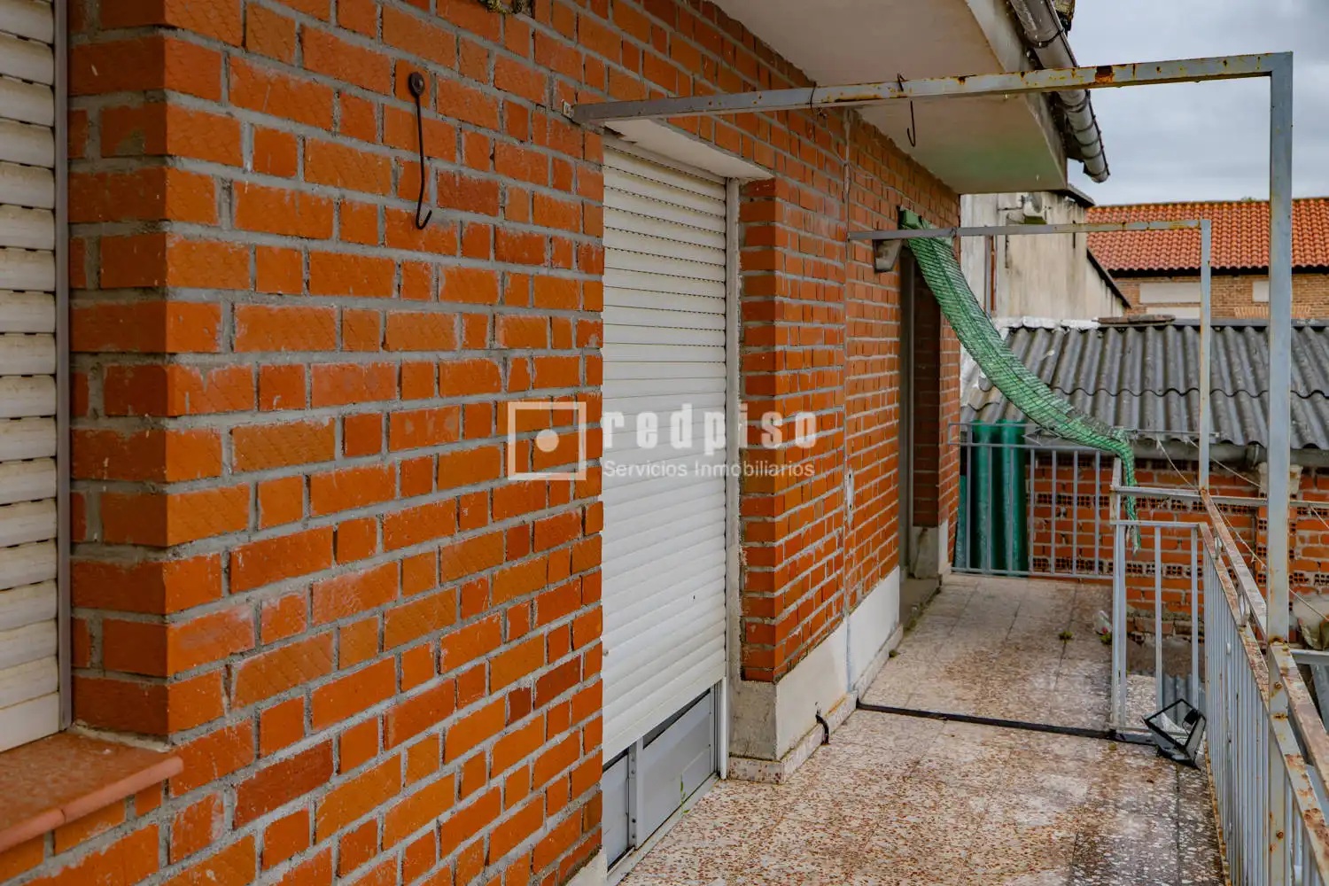 Vista exterior de Casa o xalet de lloguer en Casarrubios del Monte amb Calefacció, Terrassa i Alarma