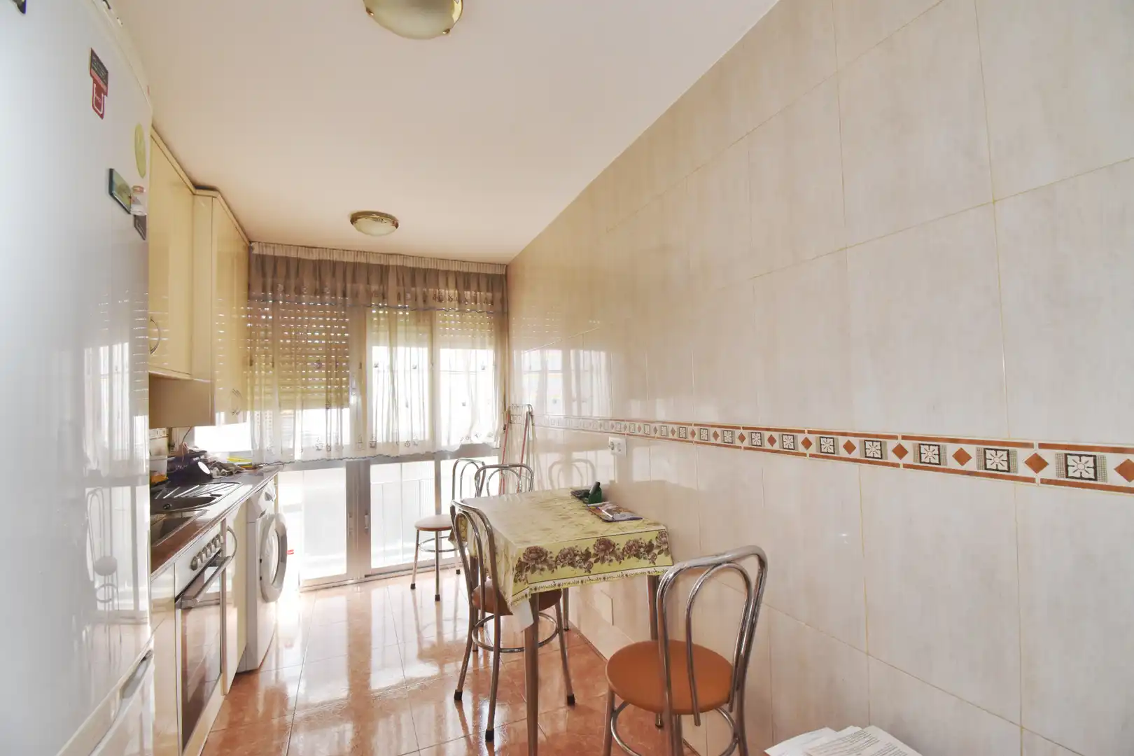 Cocina de Piso en venta en Madrid con Calefacción, Parquet y Amueblado