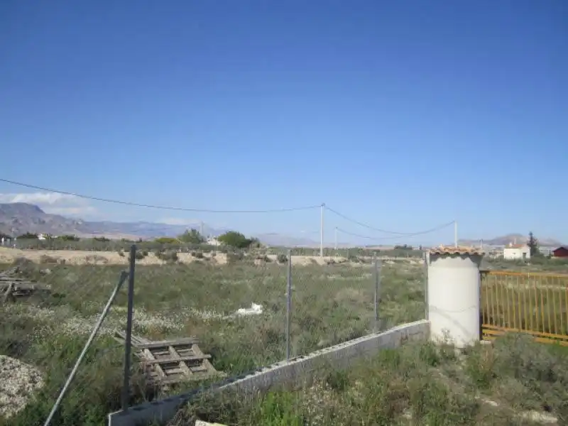 Terreni e lotti in vendita a Zarza la Mayor, imagen 2