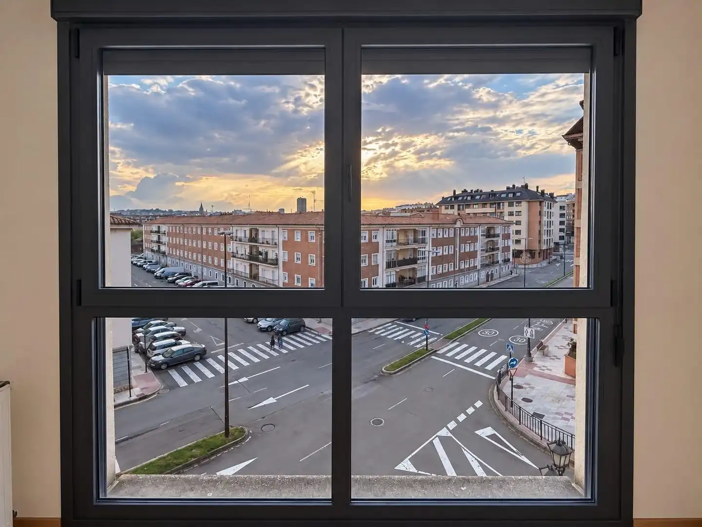 Exterior view of Flat for sale in HUCA - La Cadellada