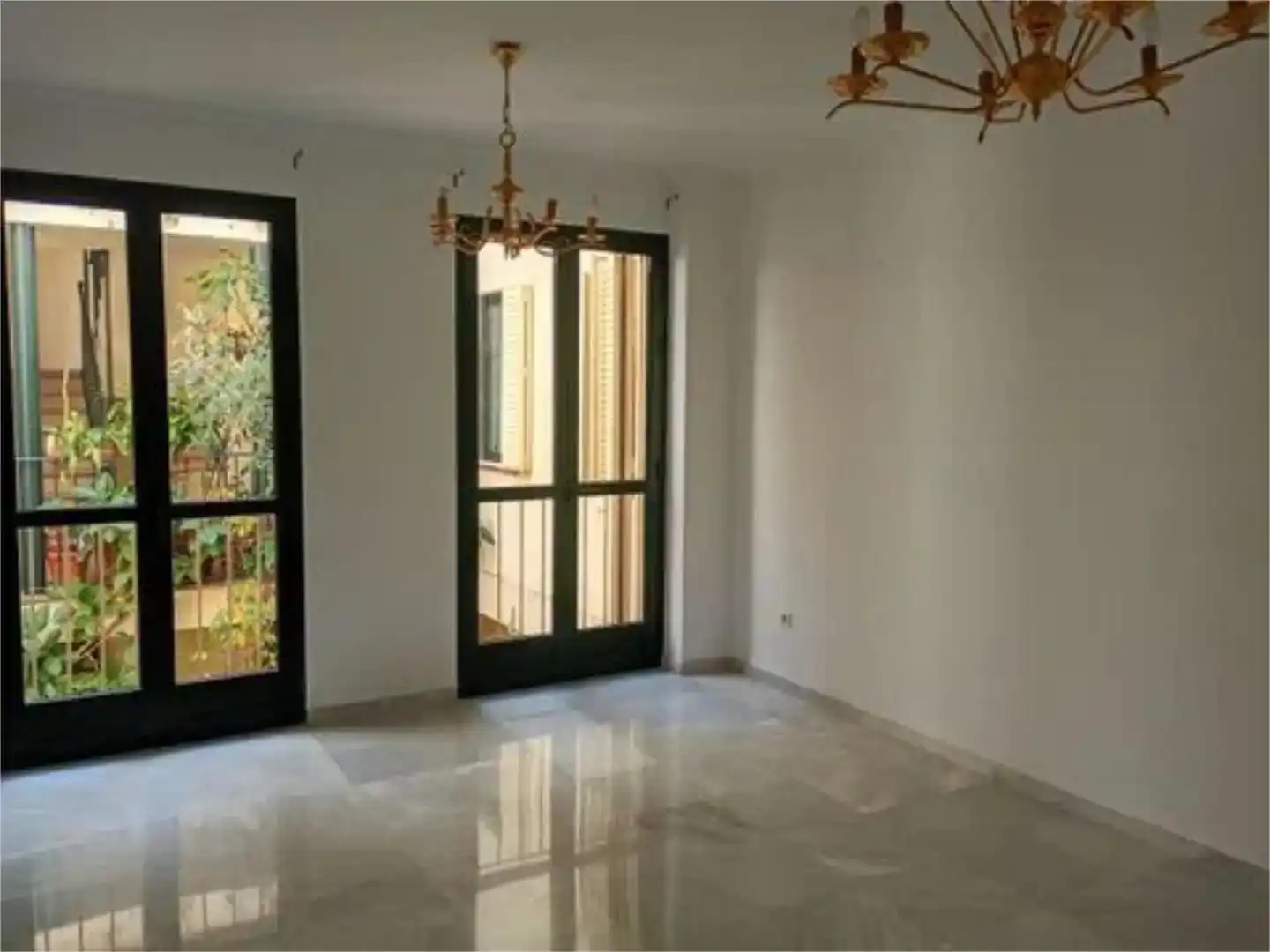 Sala d'estar de Pis en venda en Sevilla amb Aire condicionat, Traster i Piscina