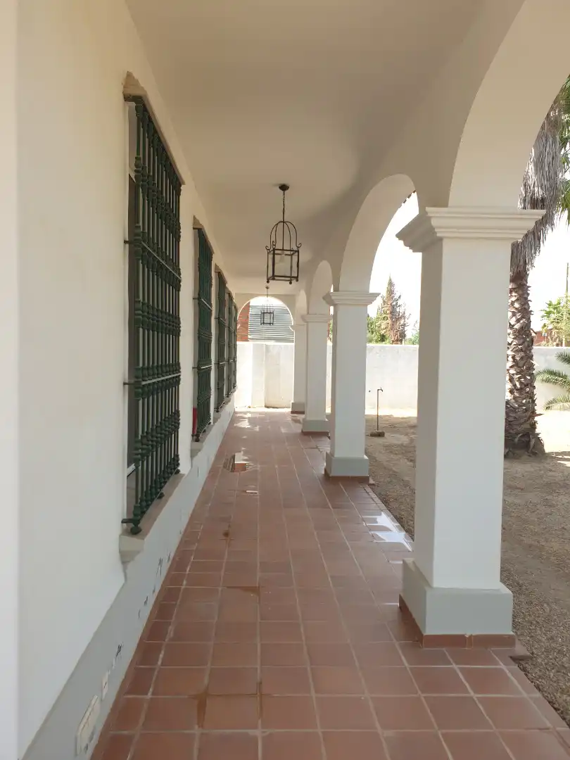Chalet con piscina en venta en Parque de la Constitución 5a, imagen 2