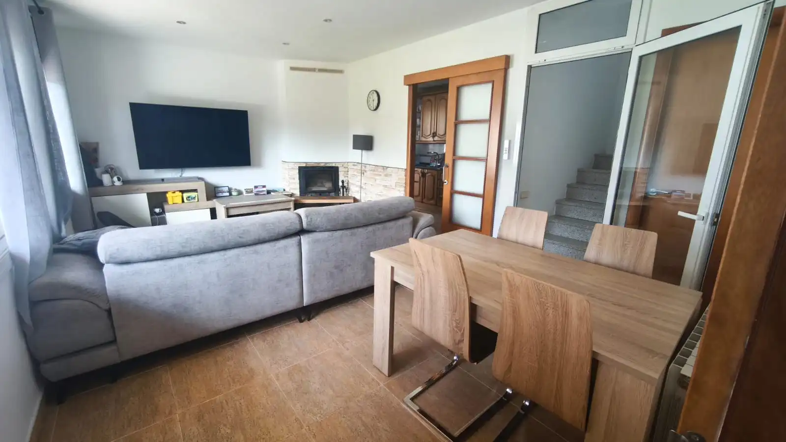 Sala d'estar de Casa o xalet en venda en Cervelló amb Aire condicionat, Calefacció i Jardí privat