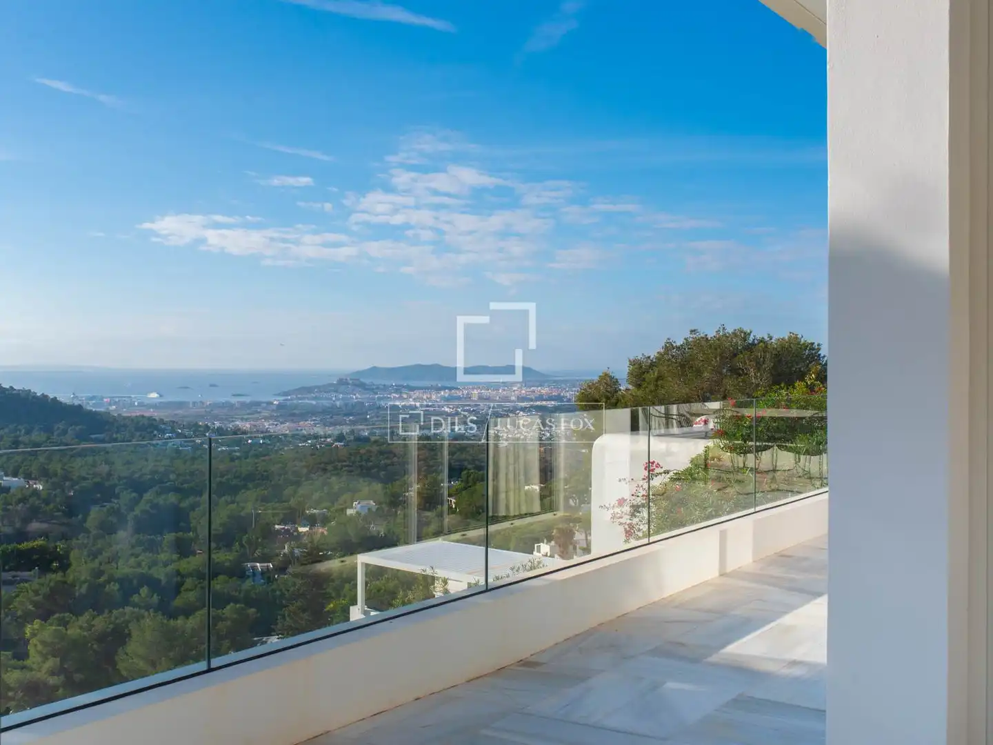 Terrace of Houses for sale in Santa Eulària des Riu  with Air Conditioner, Heating and Private garden
