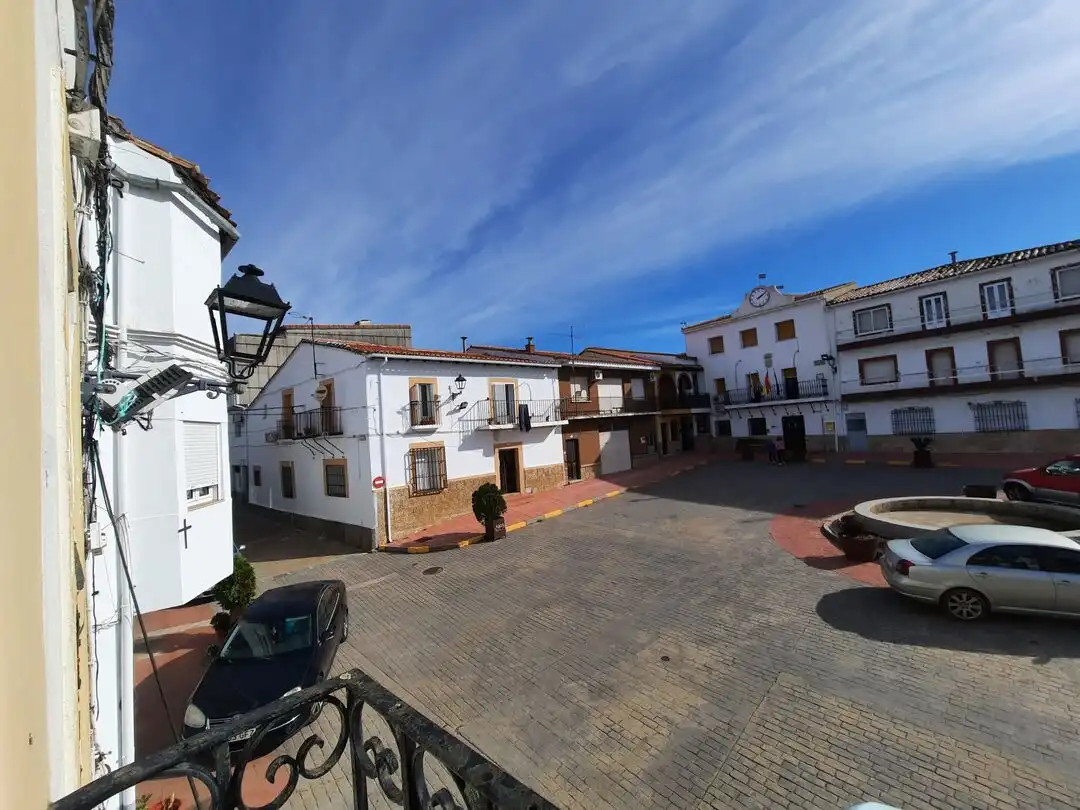 Exterior view of Houses for sale in Alía  with Balcony