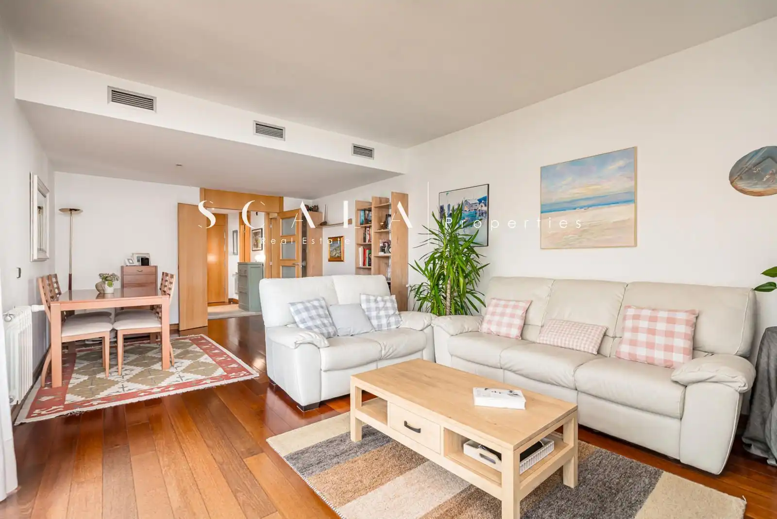 Sala de estar de Piso en venta en Madrid con Aire acondicionado, Calefacción y Parquet