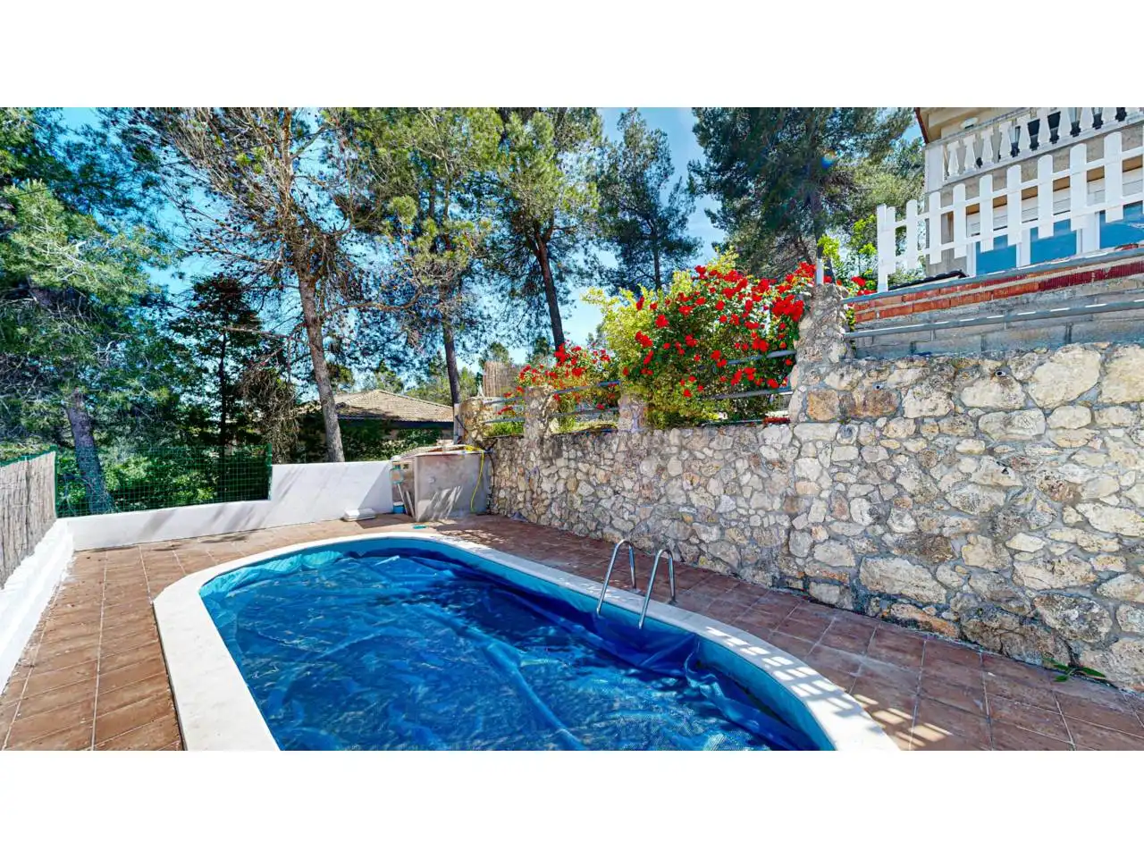 Piscina de Casa o xalet en venda en Corbera de Llobregat amb Aire condicionat, Jardí privat i Terrassa