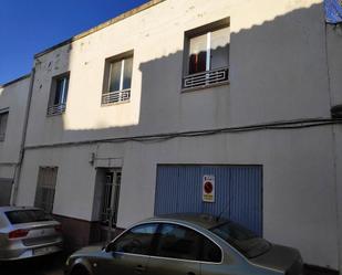 Vista exterior de Casa o xalet en venda en Almadén amb Terrassa