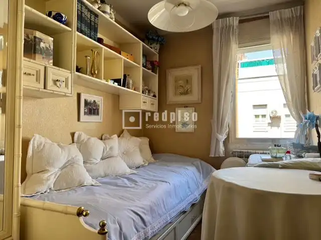 Bedroom of Flat for sale in Madrid  with Parquet flooring and Terrace