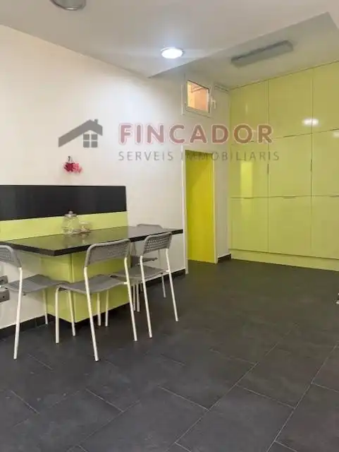 Cocina de Casa adosada en venta en Barcelona con Aire acondicionado, Calefacción y Parquet