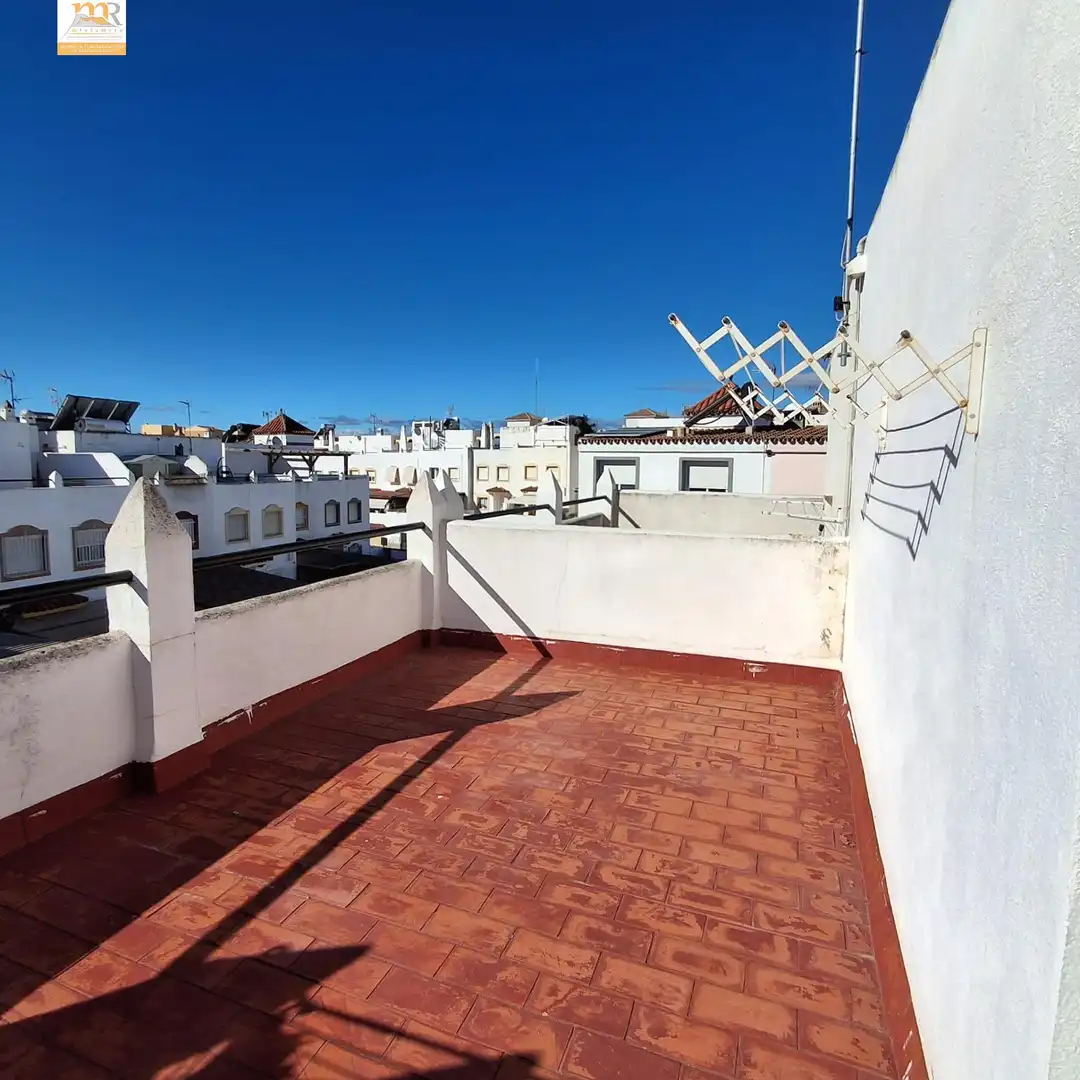 Terrassa de Casa adosada en venda en Estepona amb Jardí privat
