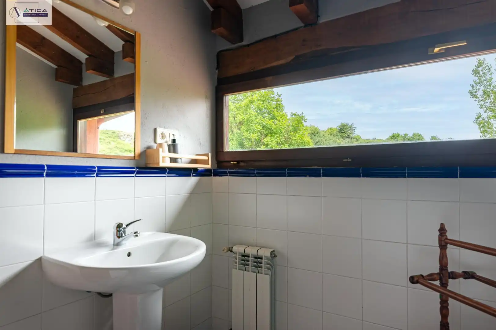 Baño de Edificio en venta en Valle de Valdebezana