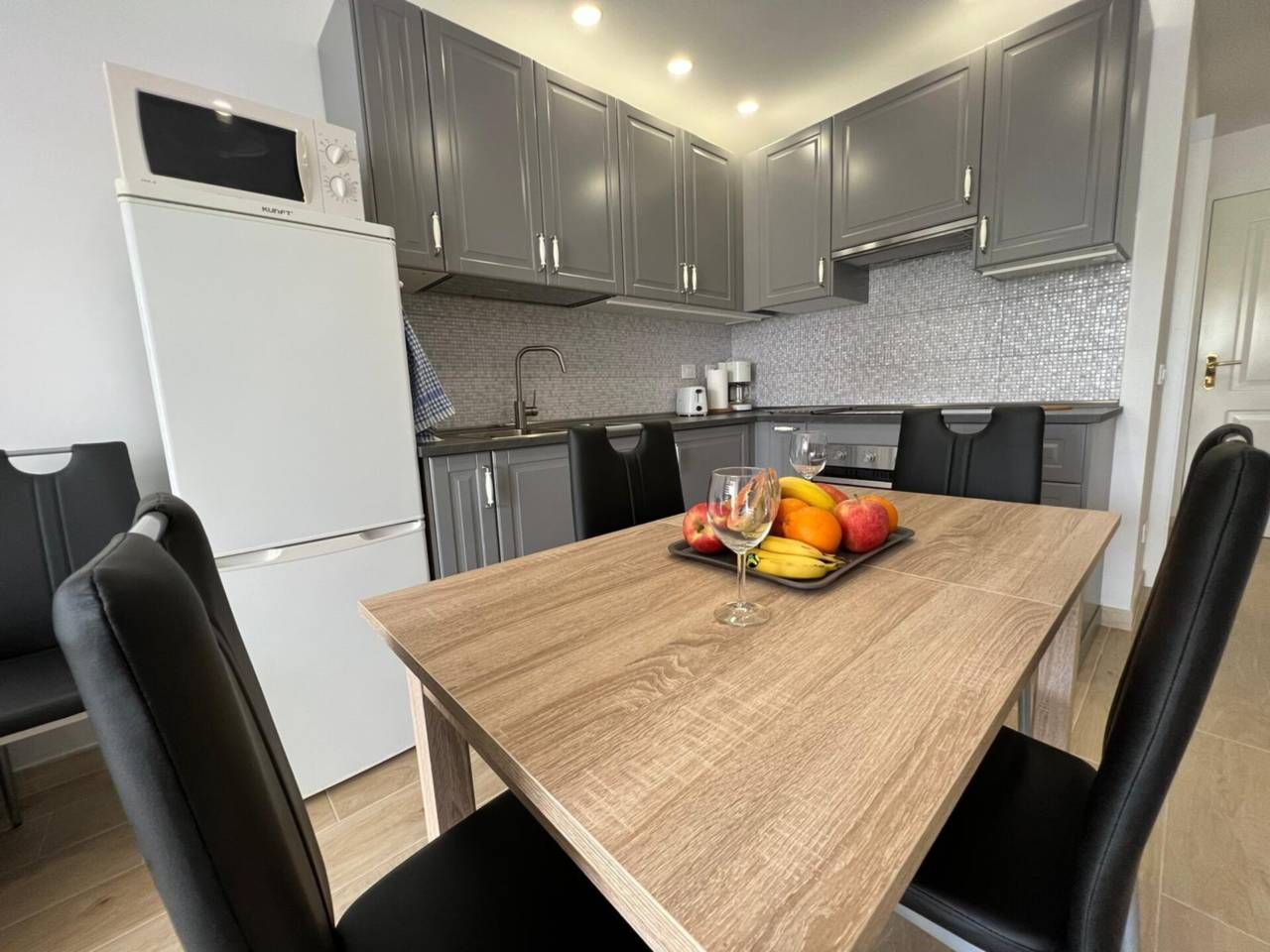 Cuina de Apartament en venda en Arona amb Terrassa, Moblat i Piscina comunitària