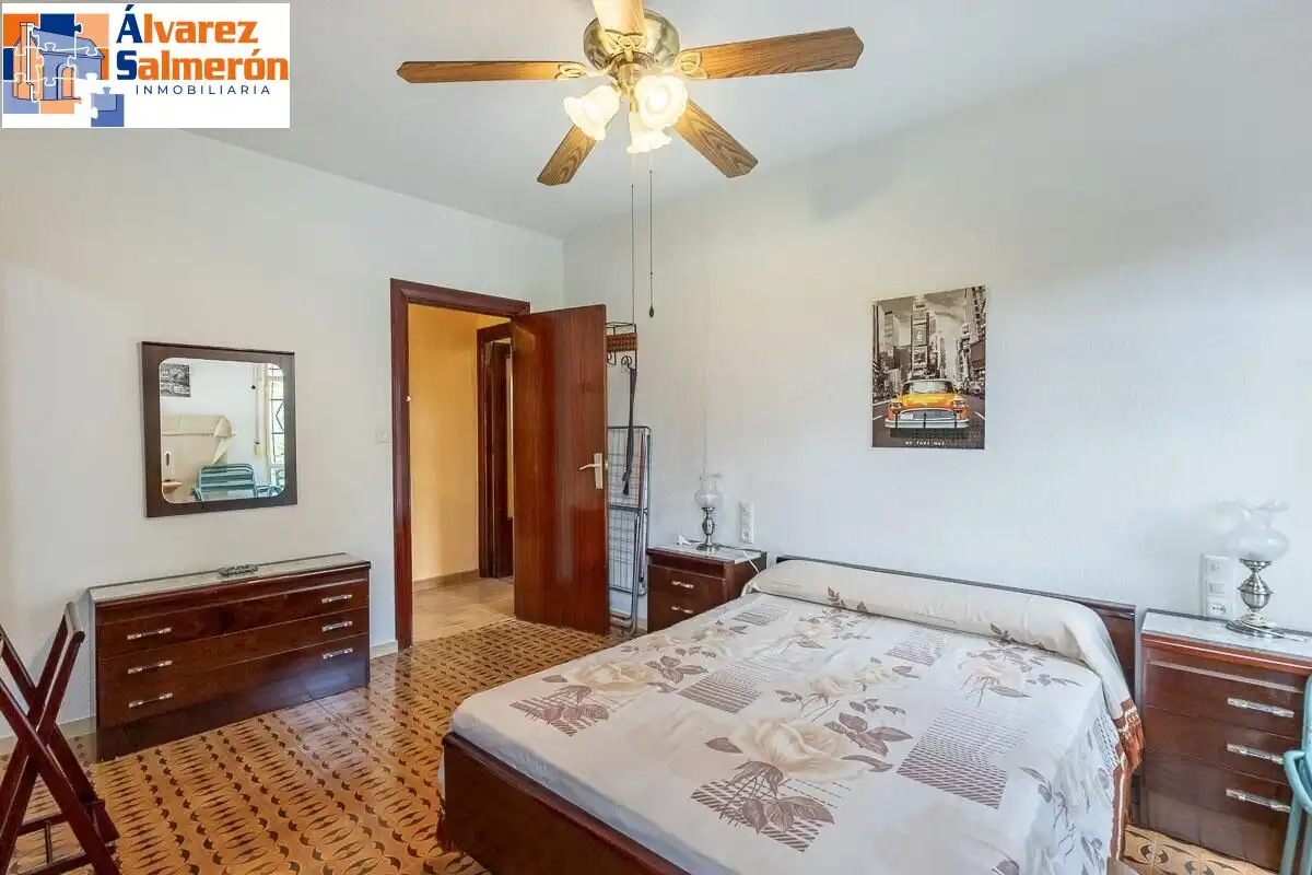 Casa con terrazza in vendita a Avenida HUETOR VEGA, imagen 16