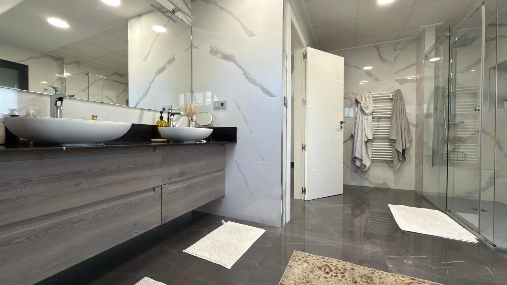 Baño de Casa o chalet en venta en Sant Joan d'Alacant con Aire acondicionado, Calefacción y Jardín privado
