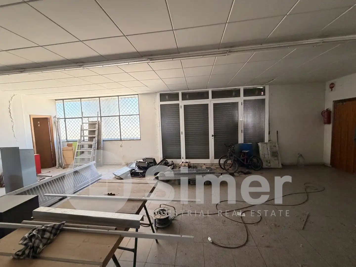 Nau industrial en venda en Barberà del Vallès