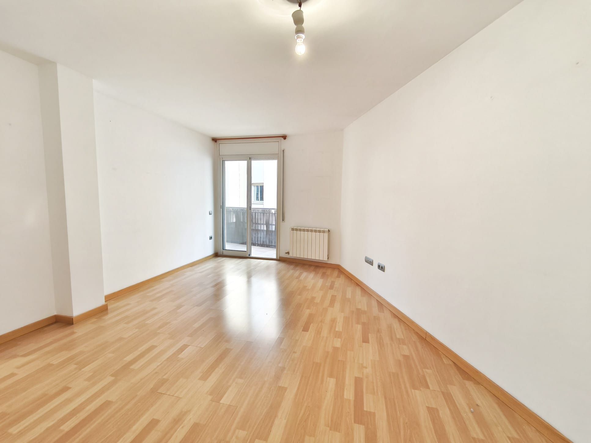 Dormitori de Pis en venda en Blanes amb Calefacció, Forn i TV