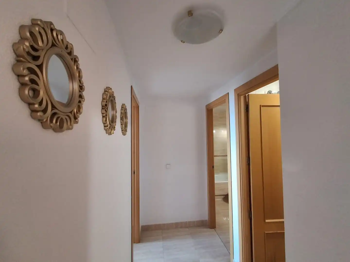 Appartement compact avec piscine à louer à MESTRAL 6, imagen 15