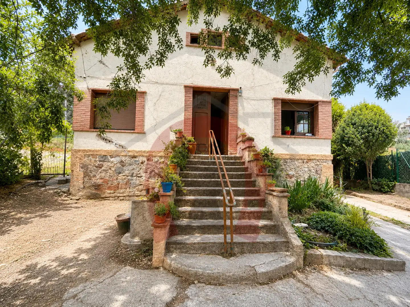 Casa con giardino in vendita a Palau-solità i Plegamans