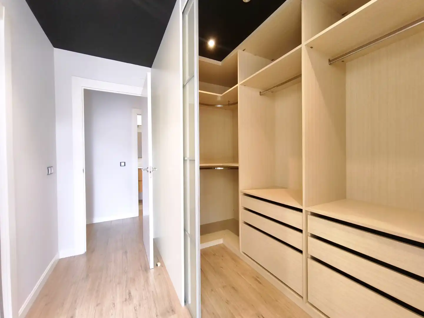 Schlafzimmer von Wohnung zur Miete in  Logroño mit Klimaanlage, Heizung und Möbliert