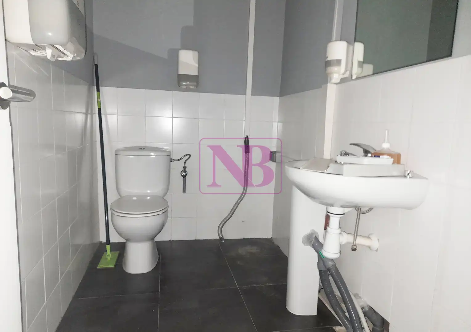 Business premises for sale in Carrer de la Font 38, imagen 9