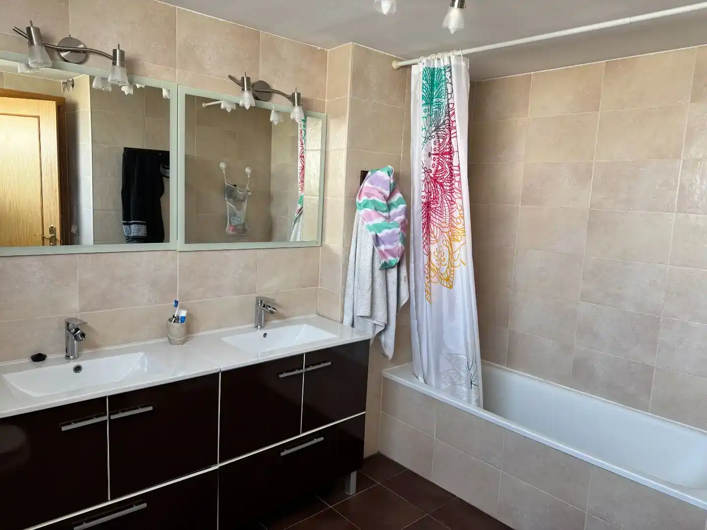 Bathroom of Houses for sale in Arganda del Rey  with Air Conditioner, Heating and Parquet flooring
