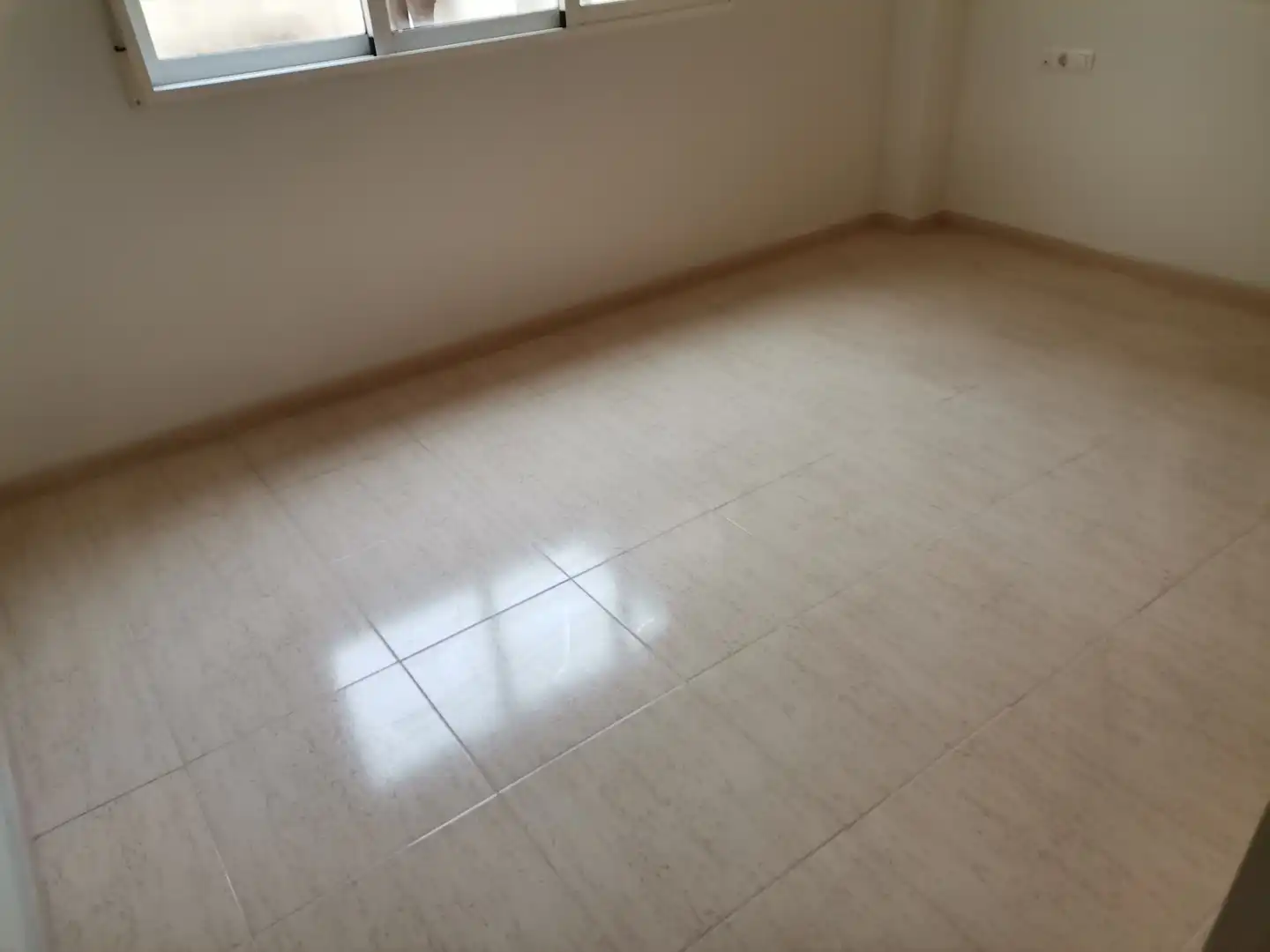 Apartamento de alquiler en Carrer Illa de Còrsega, 29, Las Islas